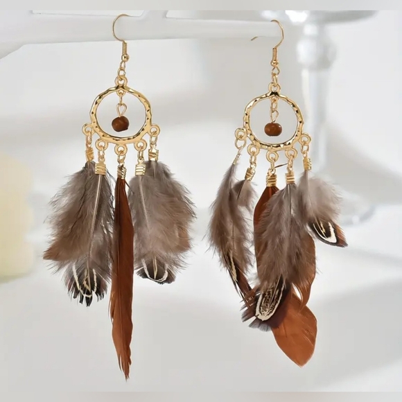 Coming Soon! Bohemian Feather drop Earrings With Gold Accents NIP! - Picture 1 of 2